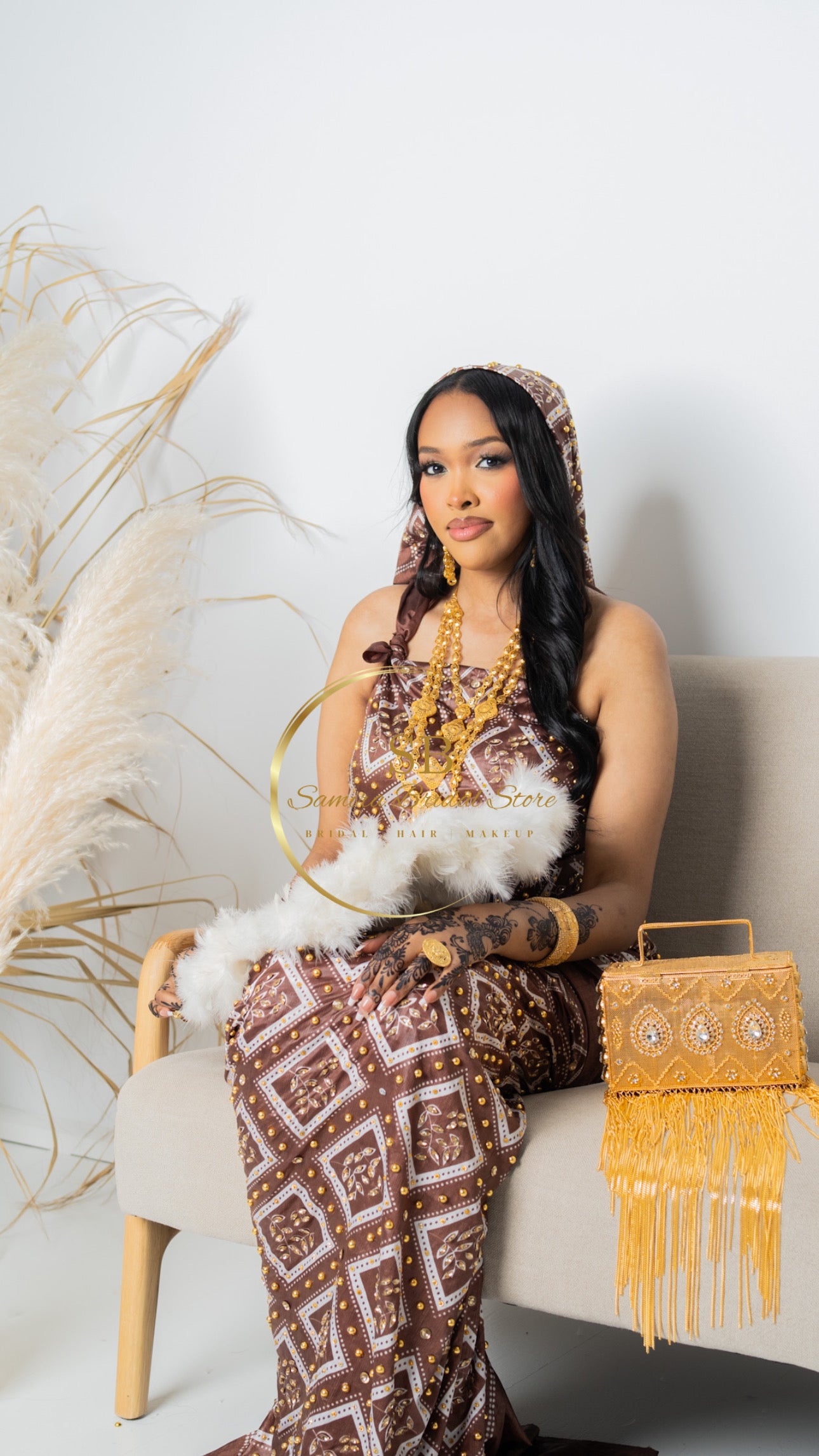 Gacaliso Bridal Shaash - Brown & White